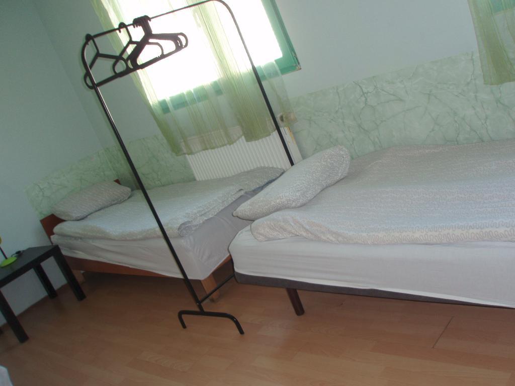 Kwatery Pracownicze Twardowski Varsovia Exterior foto