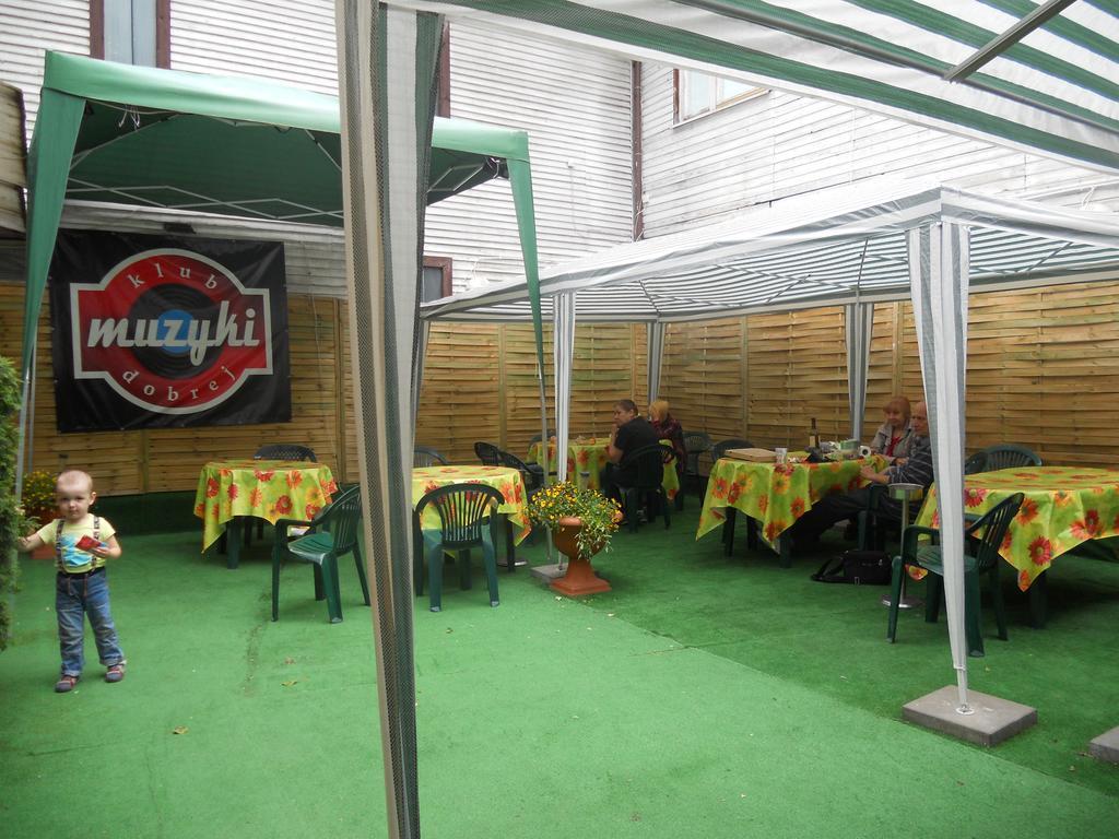 Kwatery Pracownicze Twardowski Varsovia Exterior foto